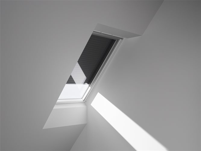 elektricka-roleta-velux-2.jpg